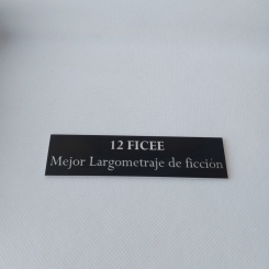 Grabado láser en bicapa negro / blanco