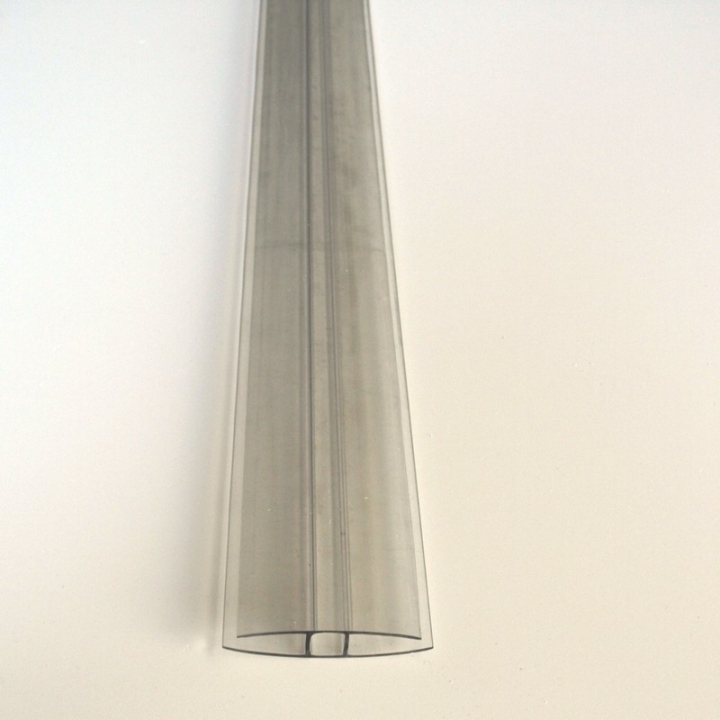 Perfil en "H" para policarbonato. 2 metros