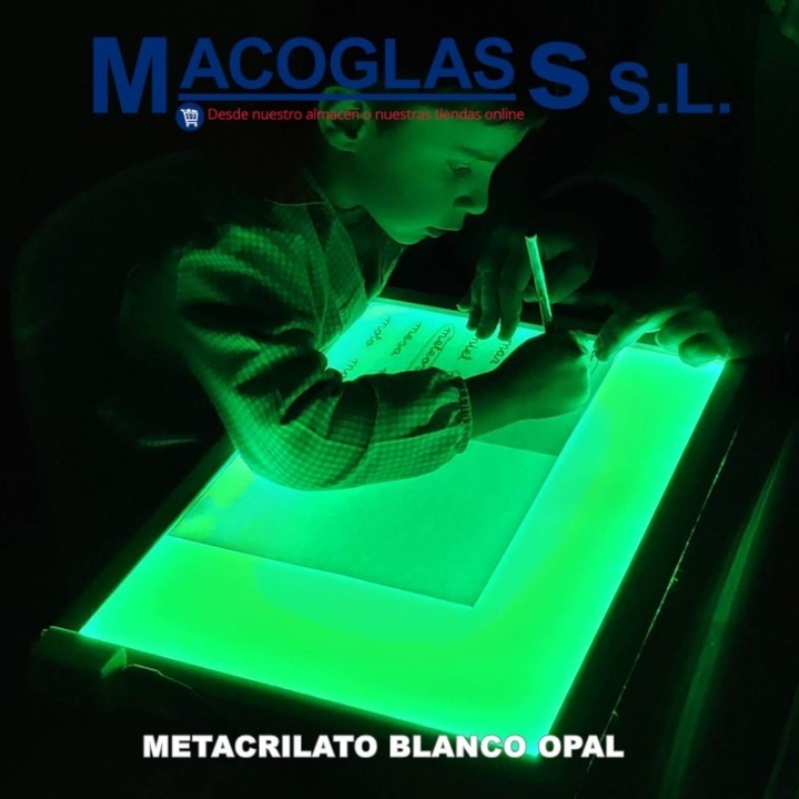 Placa de metacrilato para mesa de luz adaptada a mesa LATT de Ikea