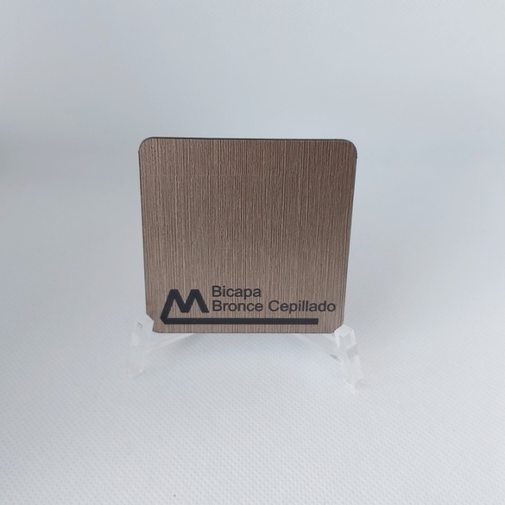 Laminado Bicapa Bronce Oscuro Cepillado / Negro – Placa ABS Laminado 1,6 mm