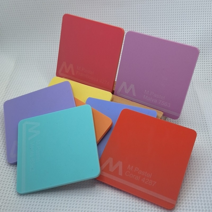 Metacrilato colores pastel 3 mm.